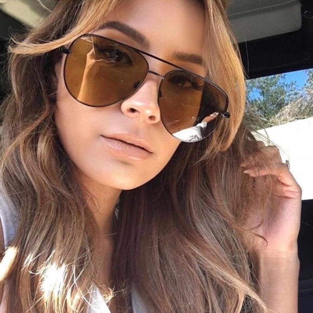 Quay X Desi Sahara High Key Black/Olive Sunglasses